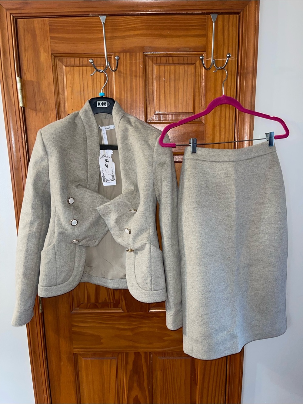 Tailored Cream Double-Breasted Jacket and Pencil Skirt Set